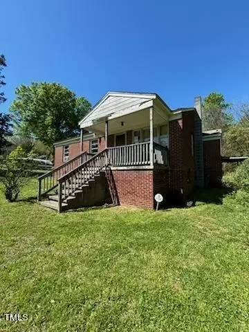3143 Maple Ave, Burlington, NC 27215