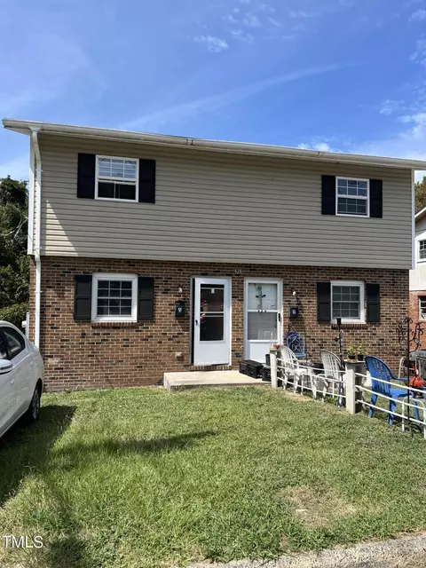 626 Middle St, Durham, NC 27703