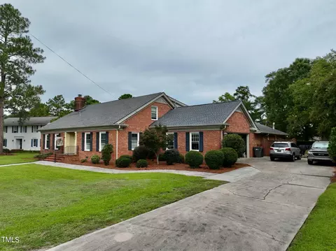 404 W 34th St, Lumberton, NC 28358
