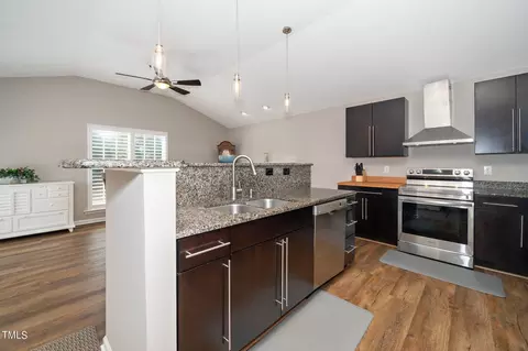 2308 Nutting Ln, Apex, NC 27523