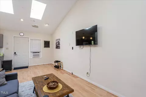 205 Spring St, Durham, NC 27703 photo 6