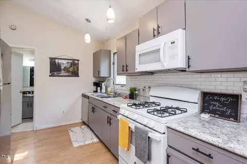 205 Spring St, Durham, NC 27703 photo 3