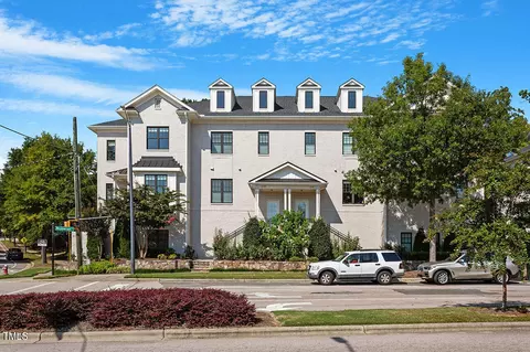 211 Meadowmont Ln, Chapel Hill, NC 27517