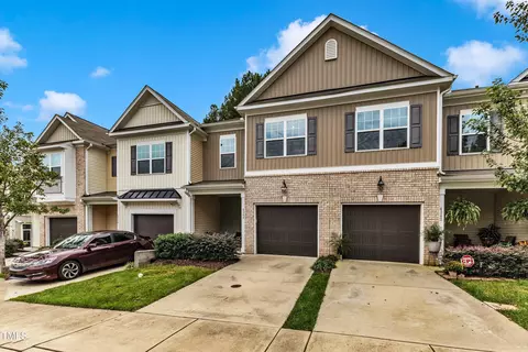 4344 Flintlock Ln, Durham, NC 27704 photo 2