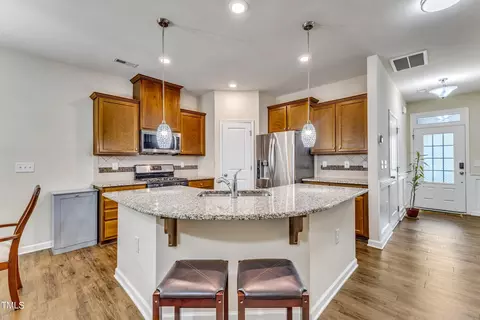 4344 Flintlock Ln, Durham, NC 27704 photo 6