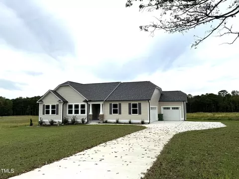 112 Mangrove Ct, Four Oaks, NC 27524