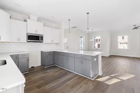 Kitchen - 910 N Guthrie Ave, Durham, NC 27703 photo 4 of 6