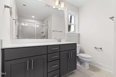Bath - 910 N Guthrie Ave, Durham, NC 27703 photo 2 of 5