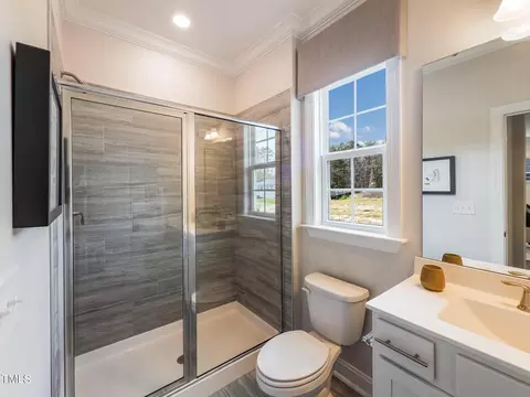 Bath - 412 Cresting Wave Dr, Wake Forest, NC 27587 photo 3 of 8