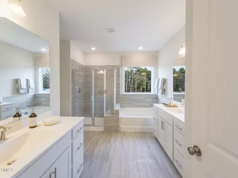 Bath - 412 Cresting Wave Dr, Wake Forest, NC 27587 photo 4 of 8