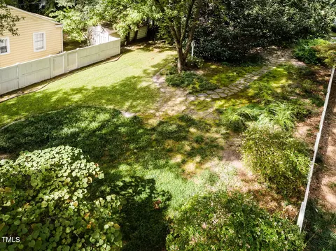 Exterior - 8 Sylvan Rd, Durham, NC 27701 photo 20 of 22