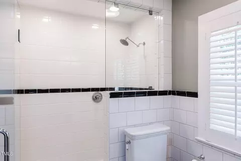 Bath - 8 Sylvan Rd, Durham, NC 27701 photo 3 of 3