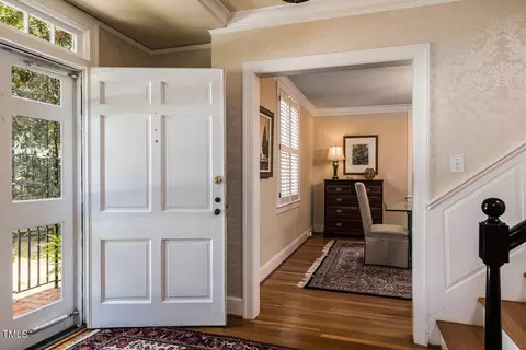 Entry Way - 8 Sylvan Rd, Durham, NC 27701 photo 2 of 2