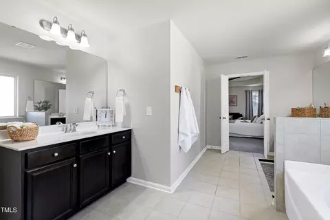 1508 Eagle Lodge Ln, Durham, NC 27703 photo 32