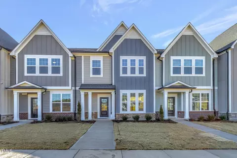 3181 Mission Olive Pl # 346, New Hill, NC 27562