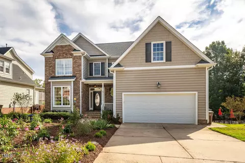 705 Richland Bluff Ct, Wake Forest, NC 27587