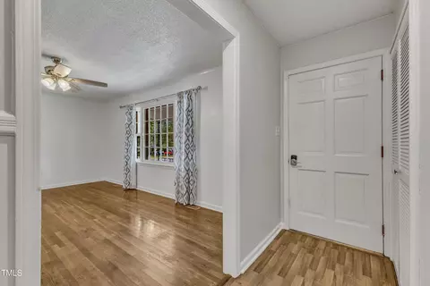 207 Johnson Dr, Clayton, NC 27520 photo 9