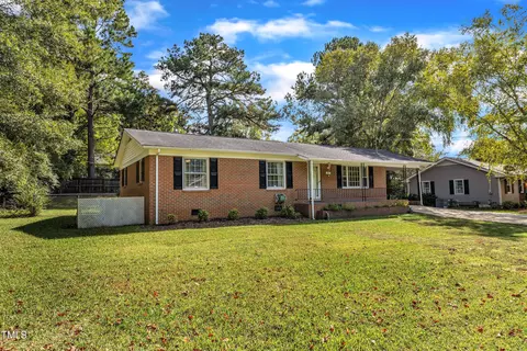 207 Johnson Dr, Clayton, NC 27520 photo 5