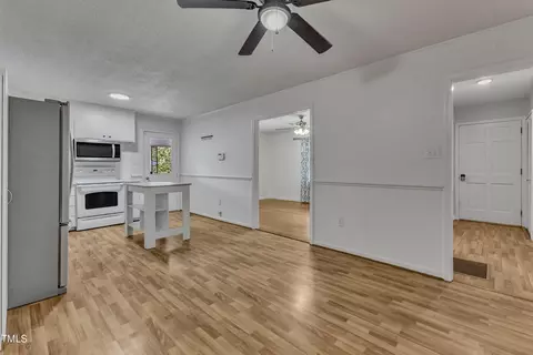 207 Johnson Dr, Clayton, NC 27520 photo 16