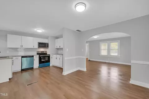 309 E 12th St, Washington, NC 27889 photo 10