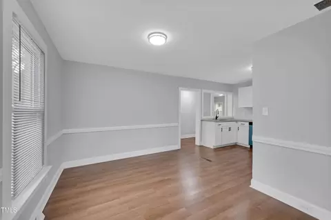 309 E 12th St, Washington, NC 27889 photo 9