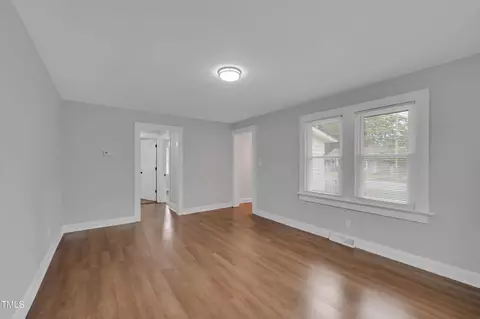 309 E 12th St, Washington, NC 27889 photo 8