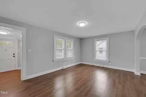 309 E 12th St, Washington, NC 27889 photo 5