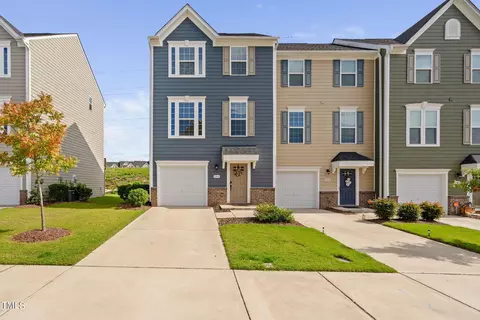 246 Brier Summit Pl, Durham, NC 27703