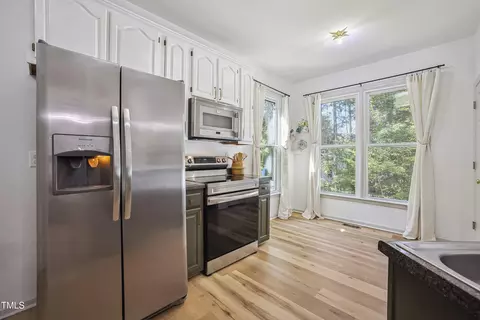 5 Chestnut Bluffs Ln, Durham, NC 27713 photo 10