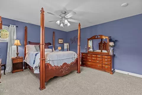 Bedroom - 4077 Range Rd, Stem, NC 27581 photo 5 of 6