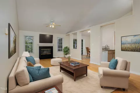 1 Tippecanoe Ct, Durham, NC 27713 photo 3