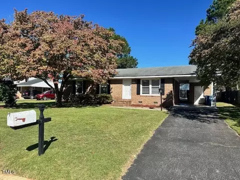 717 Queens Ave, Dunn, NC 28334 photo 2
