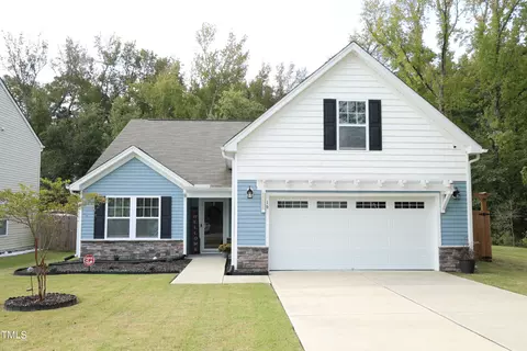 16 Church St, Wendell, NC 27591