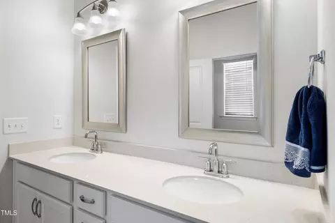 1202 Farm Leaf Dr, Durham, NC 27703 photo 19