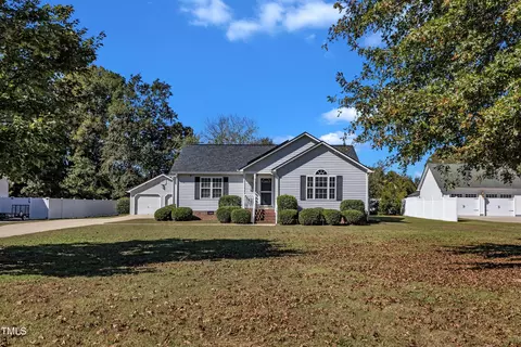 141 Mccoy Dr, Smithfield, NC 27577