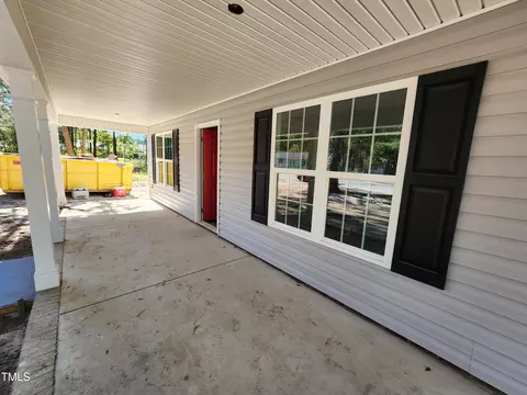 910 West St, Smithfield, NC 27577 photo 3
