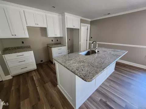 910 West St, Smithfield, NC 27577 photo 9