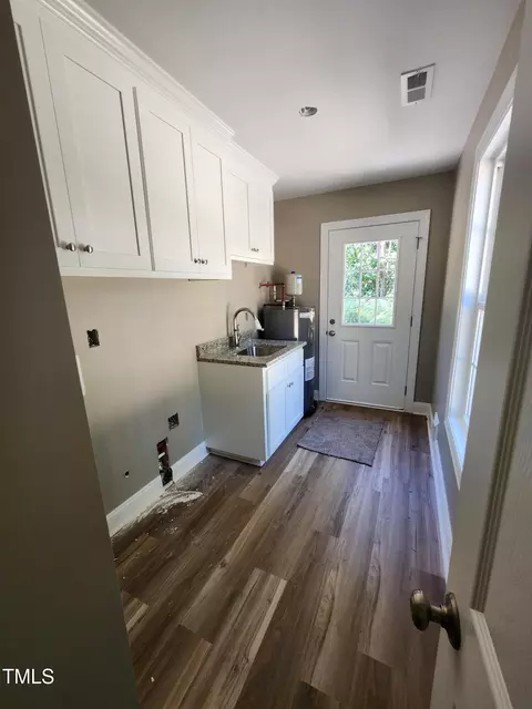 910 West St, Smithfield, NC 27577 photo 18