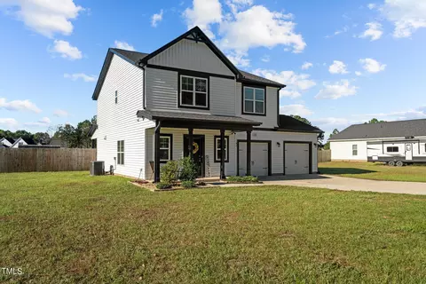 3241 Plain View Hwy, Dunn, NC 28334 photo 3