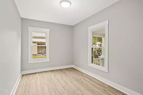 323 E Main St, Coats, NC 27521 photo 30