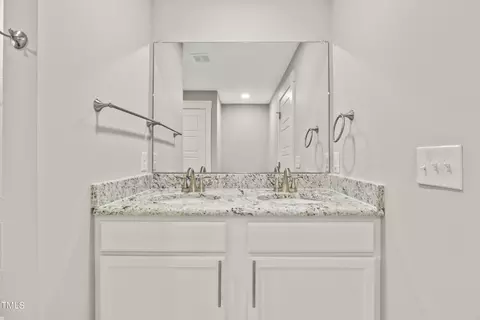 323 E Main St, Coats, NC 27521 photo 36