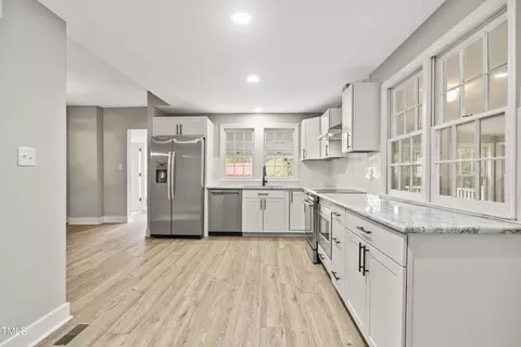 323 E Main St, Coats, NC 27521 photo 12