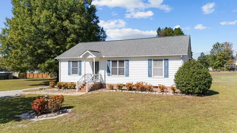 49 Baysprings Ct, Willow Spring, NC 27592 photo 2