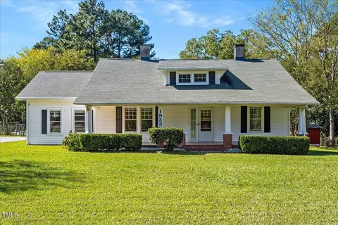 1933 Fletchers Chapel Rd, Durham, NC 27703
