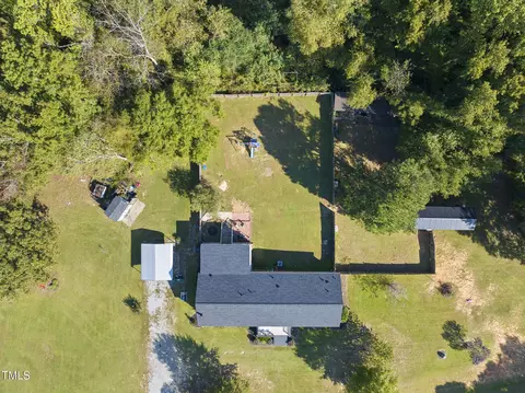 1012 Panseyhill Ln, Willow Spring, NC 27592 photo 3