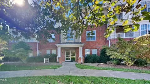 1414 Arborgate Cir, Chapel Hill, NC 27514