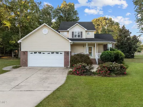 85 Williamston Ridge Dr, Youngsville, NC 27596