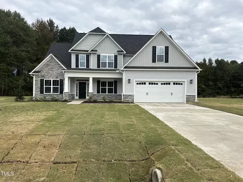 263 Abingdon Farms Dr, Selma, NC 27576