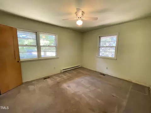 Bedroom - 412 Bryan St, Garner, NC 27529 photo 3 of 5
