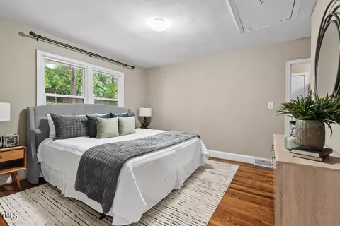 1815 University Dr, Durham, NC 27707 photo 20